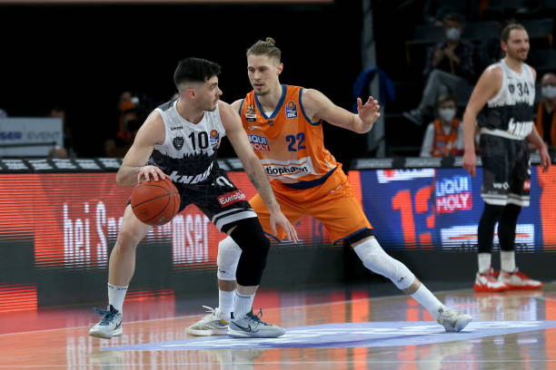 但也有几名 但也有几名